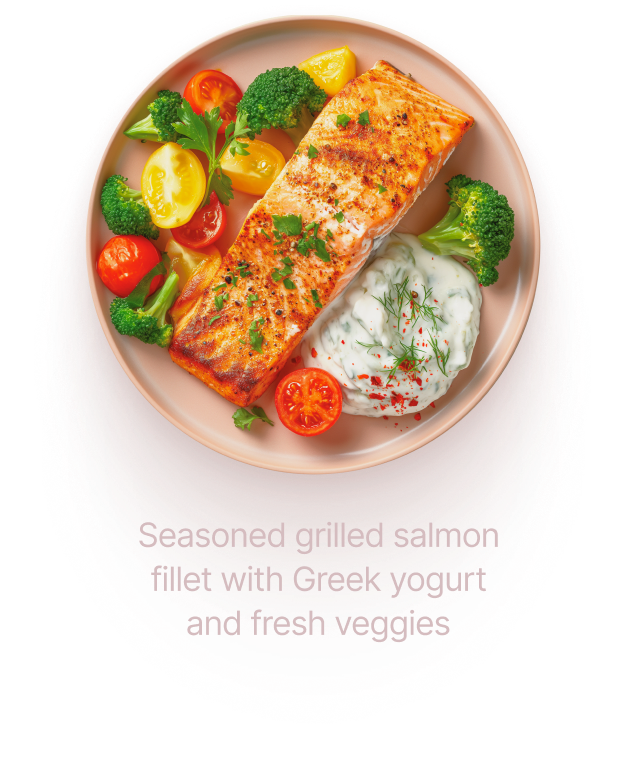 Seasoned grilled salmon fillet with Greek yogurt and fresh veggies